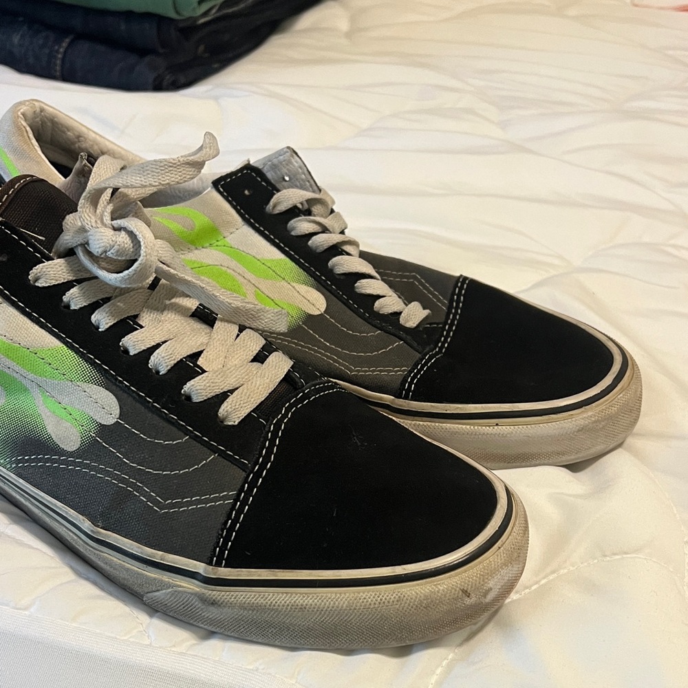 Vans Black and Neon Green Low-Tops